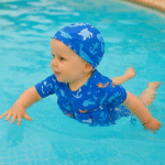 Combinaison bebe flottante anti UV – Image 4