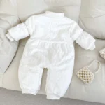 Combinaison pour bébé d'hiver matelassée blanche – Image 2