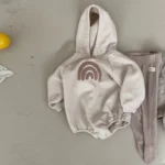 Combinaison pour bébé tricotée à capuche - Barboteuse automne – Image 4